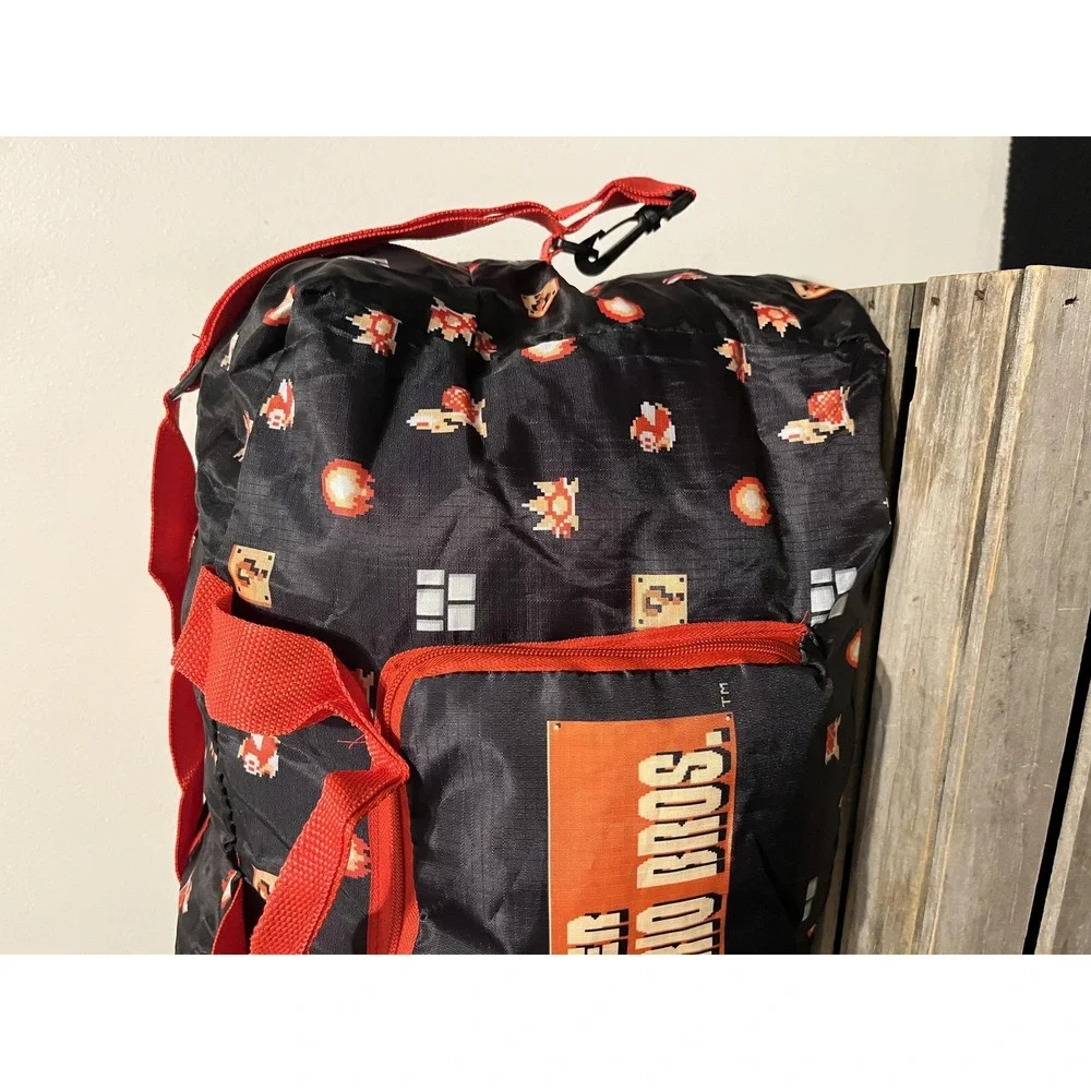 Nintendo Super Mario Bros Duffel Bag Travel Gym Black Red‎ CultureFly Shoulder